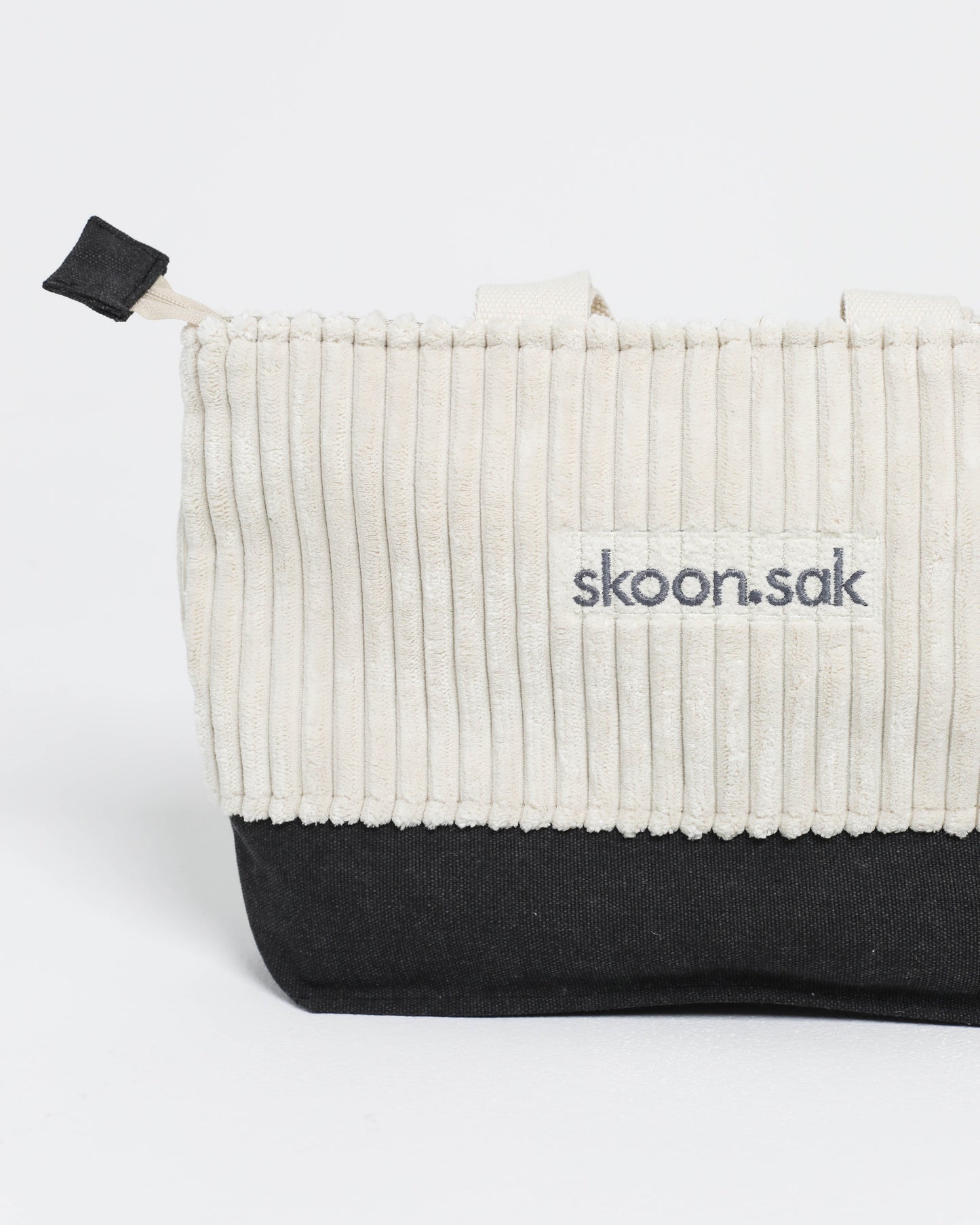 skoon.sak
